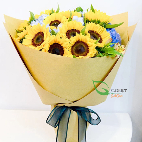 Sunflower birthday bouquet in Saigon
