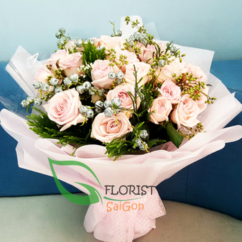 Roses bouquet free delivery in HCM